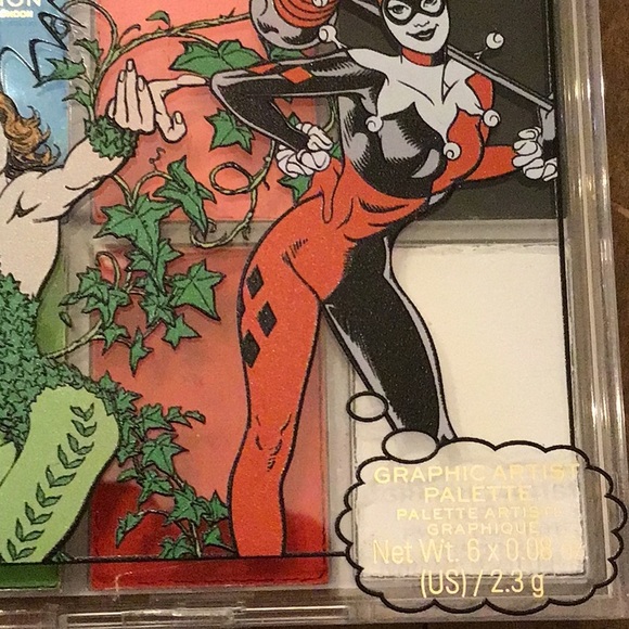 Batman Limited Edition Palette new - Picture 8 of 16